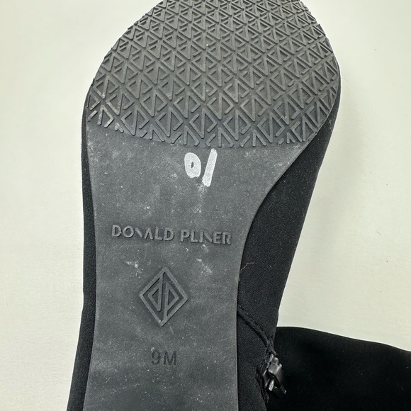 Donald Pliner ANGEL Booties Stretch Mid Calf Boot Size 9 Arch Support Mint Cond - Picture 7 of 7